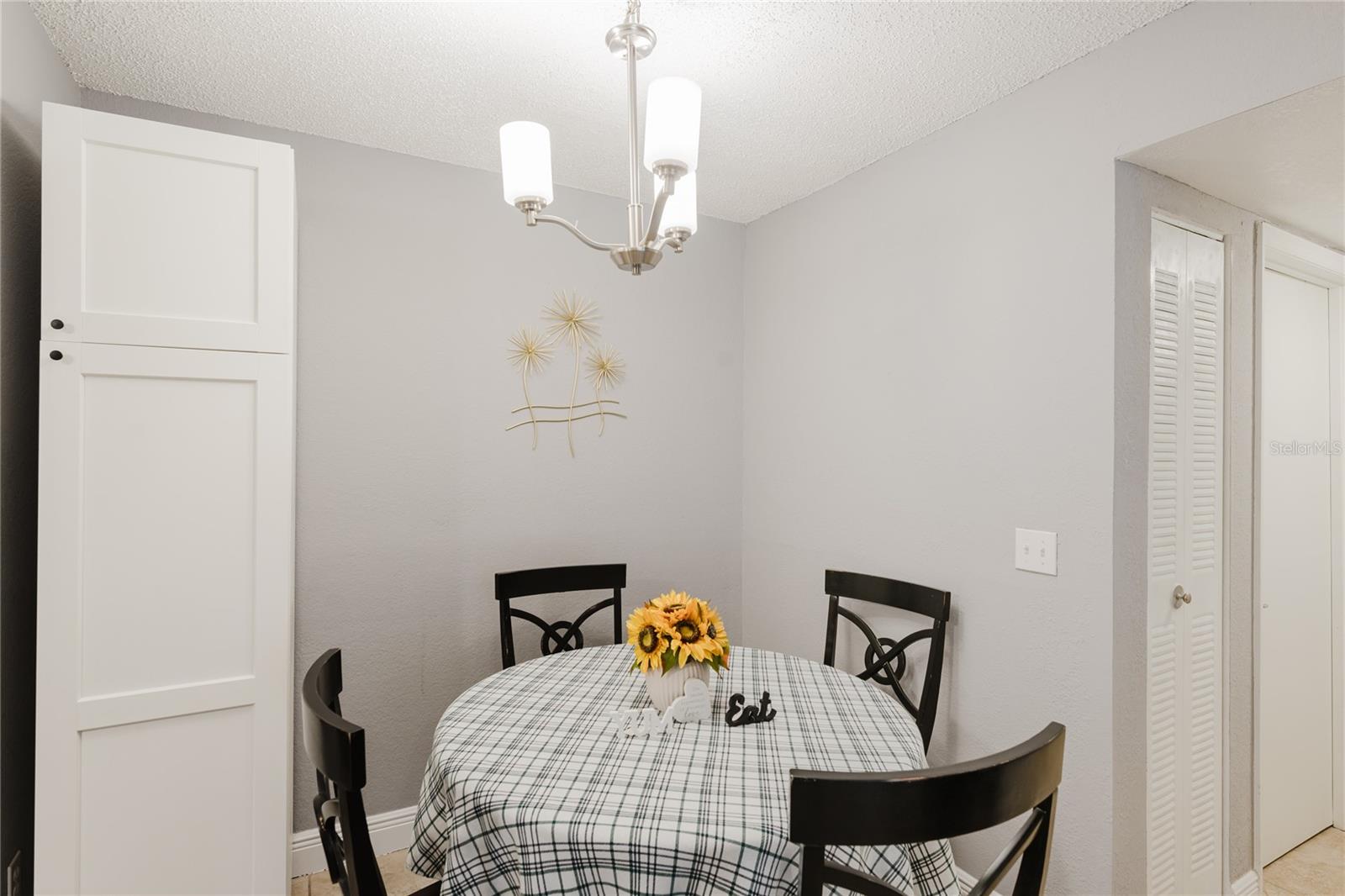 RESIDENCES AT VILLA MEDICI CONDOMINIUM - Residential Lease