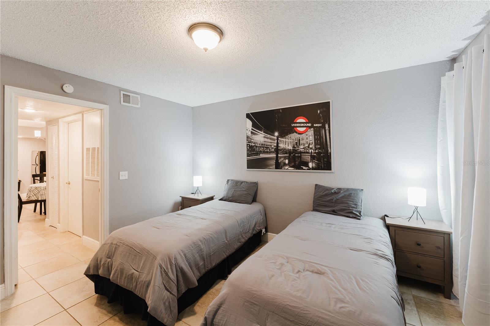 RESIDENCES AT VILLA MEDICI CONDOMINIUM - Residential Lease