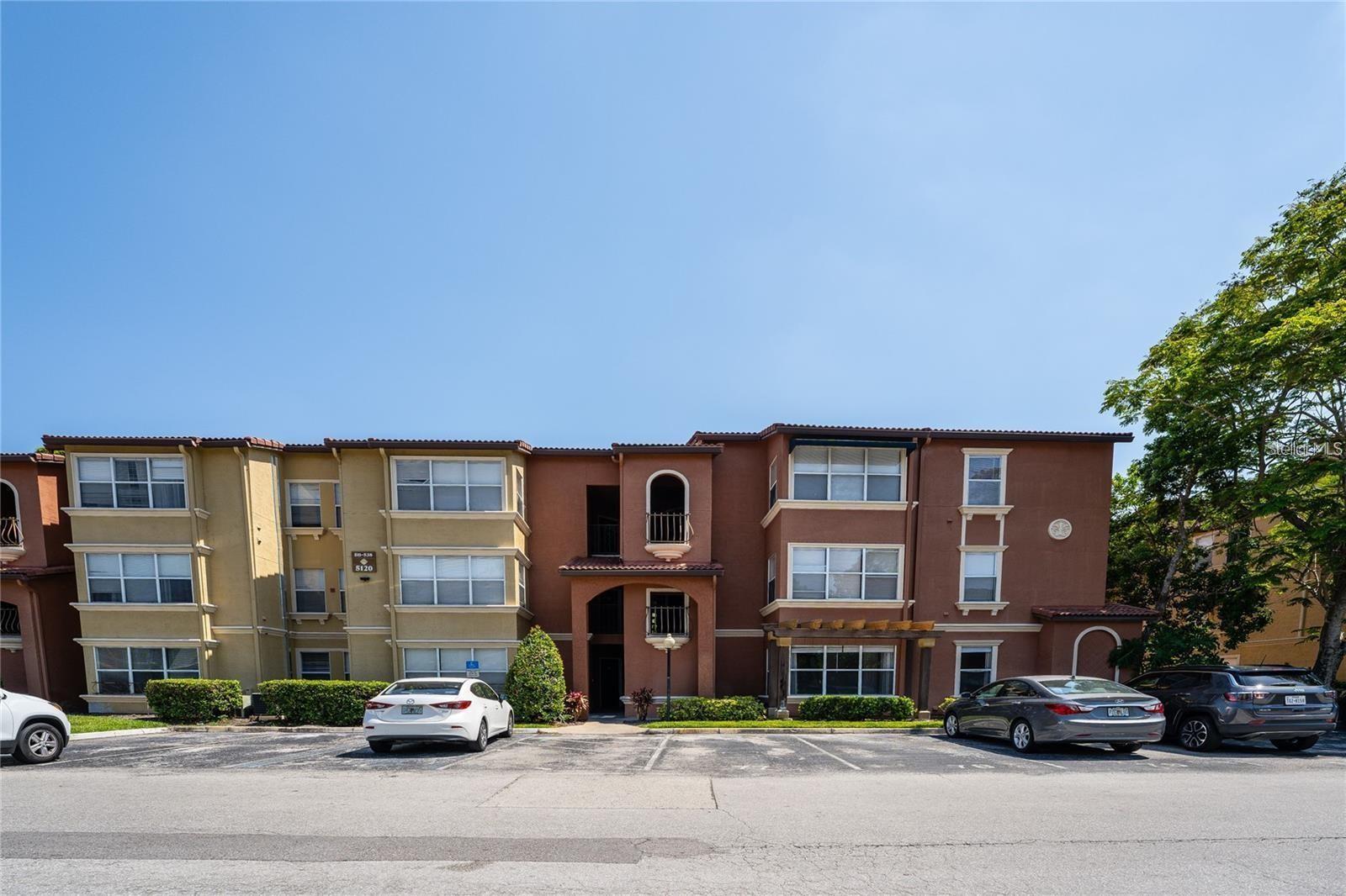 RESIDENCES AT VILLA MEDICI CONDOMINIUM - Residential Lease