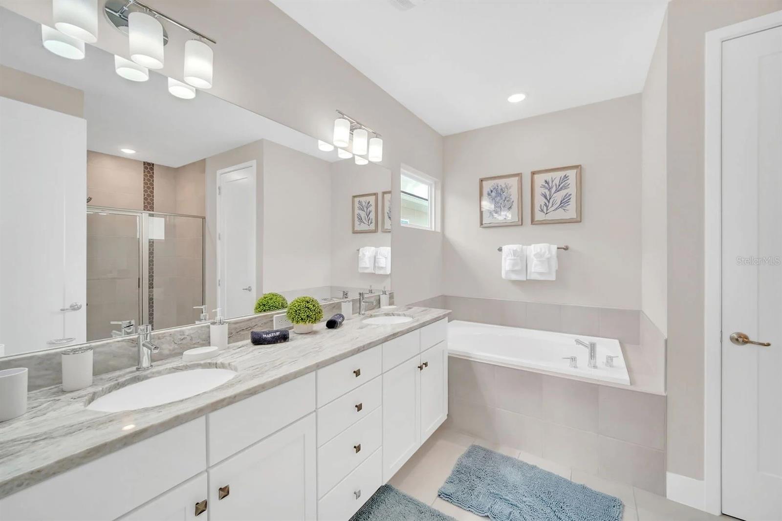 REUNION, BEARS DEN, REUNION WEST - Residential