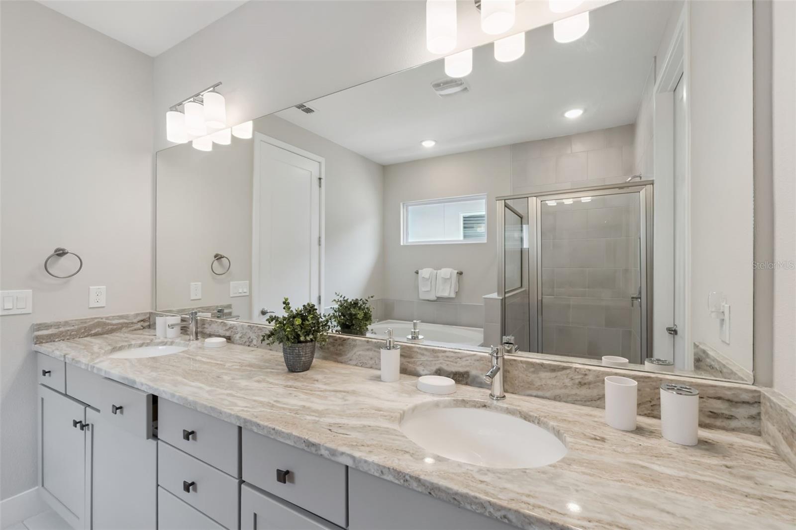 REUNION, BEARS DEN, REUNION WEST - Residential