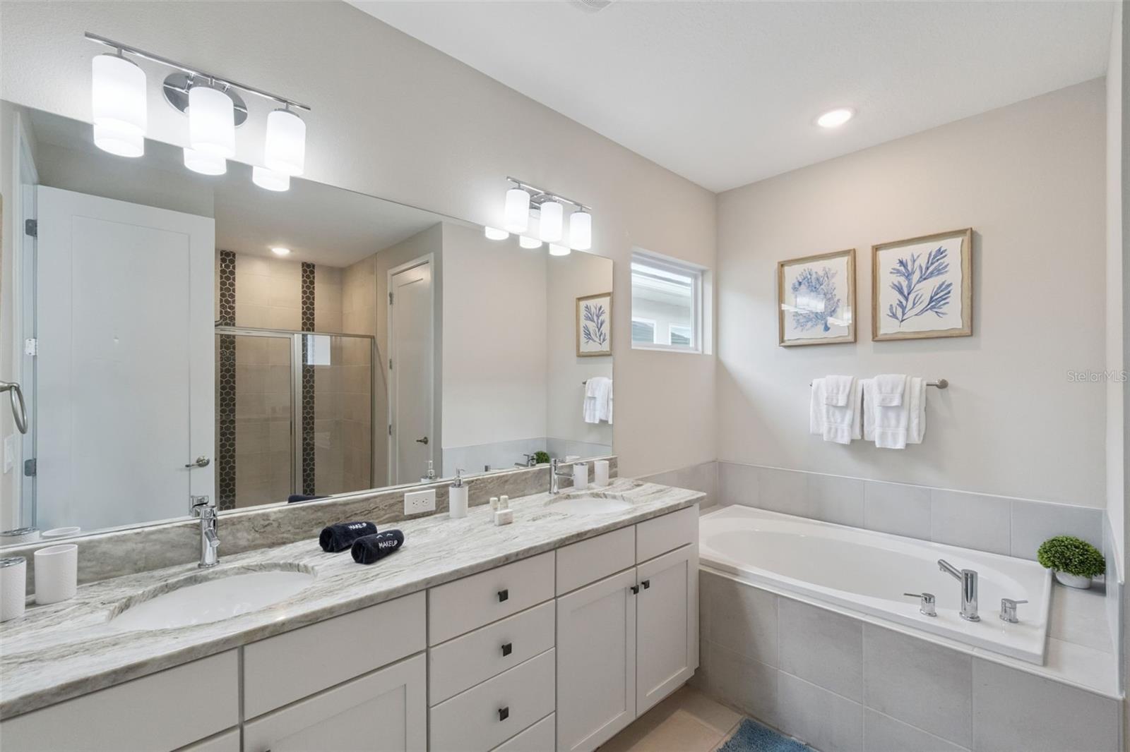 REUNION, BEARS DEN, REUNION WEST - Residential