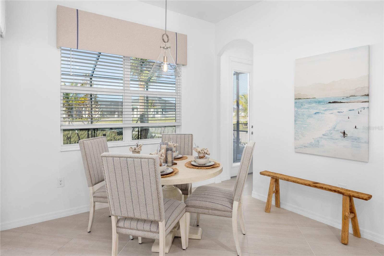 CALUSA COUNTRY CLUB - Residential