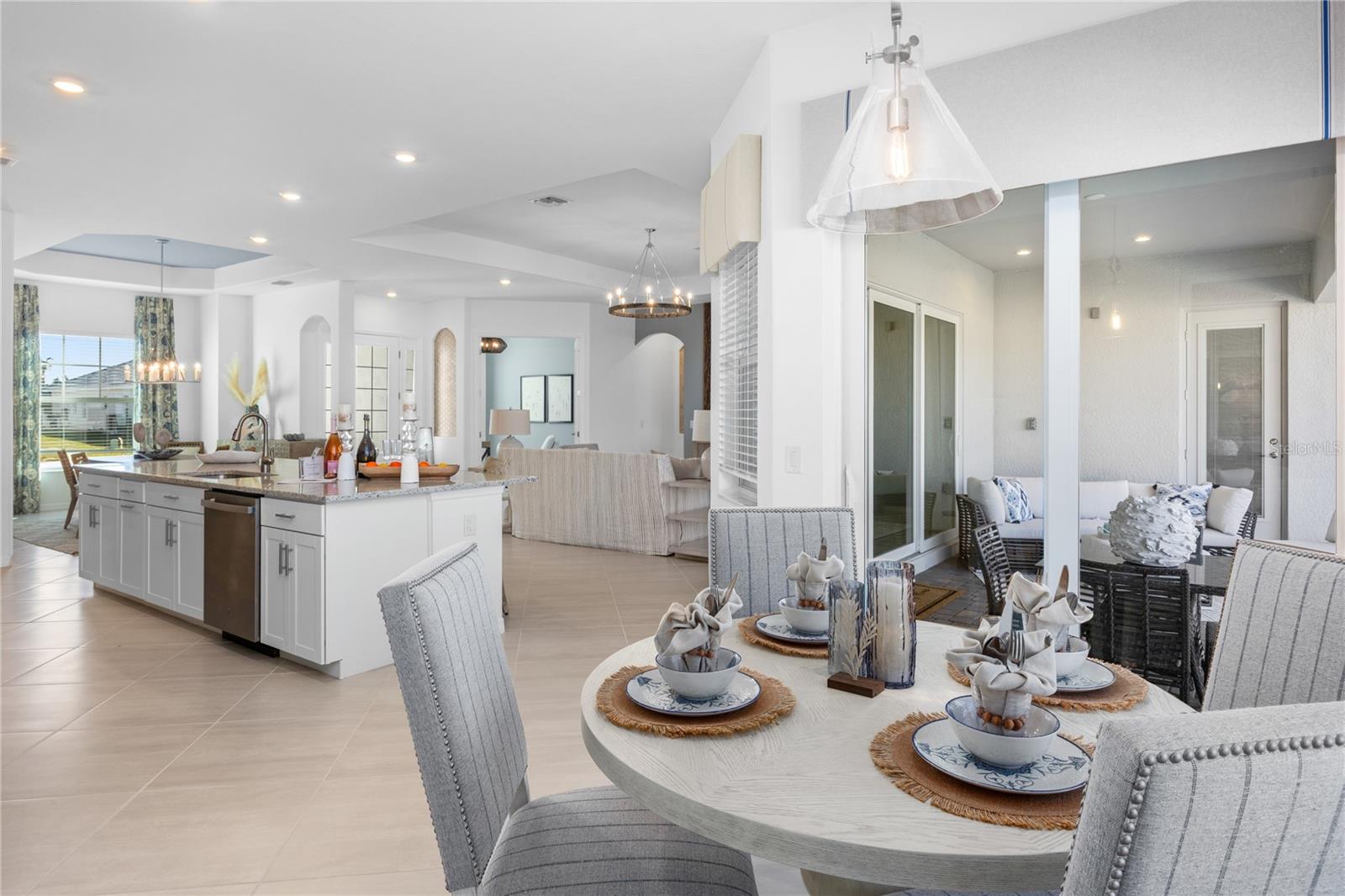 CALUSA COUNTRY CLUB - Residential