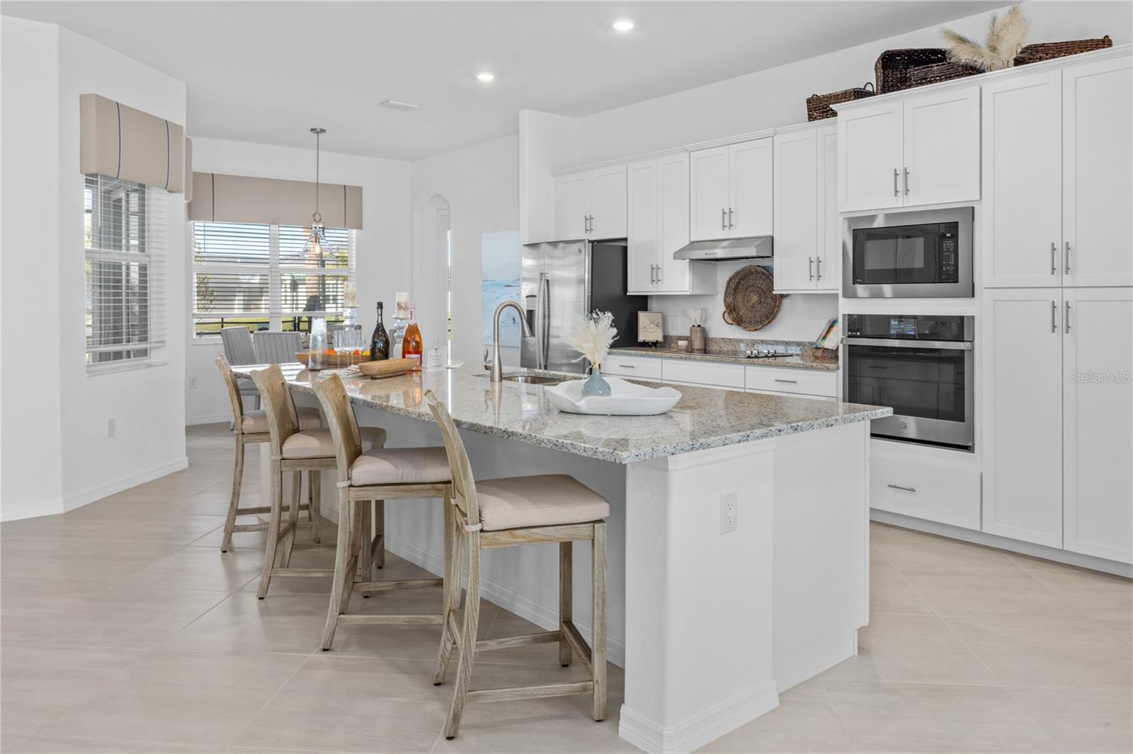 CALUSA COUNTRY CLUB - Residential