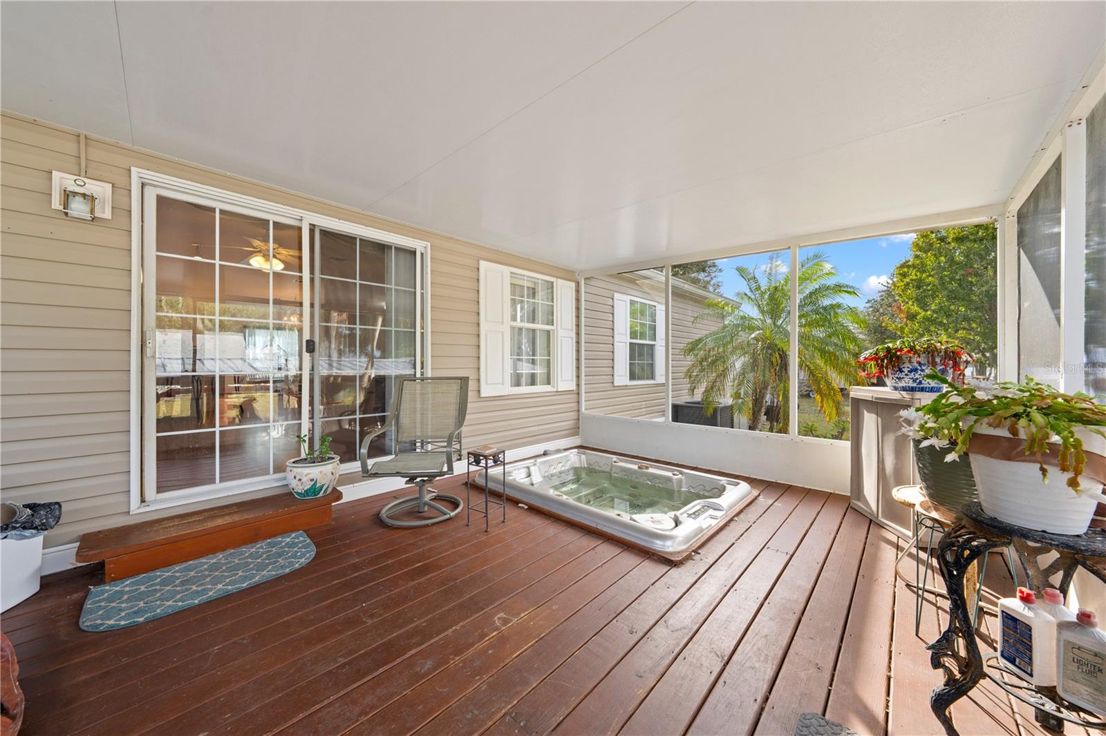 LAKE MARIAN SHORES - Residential