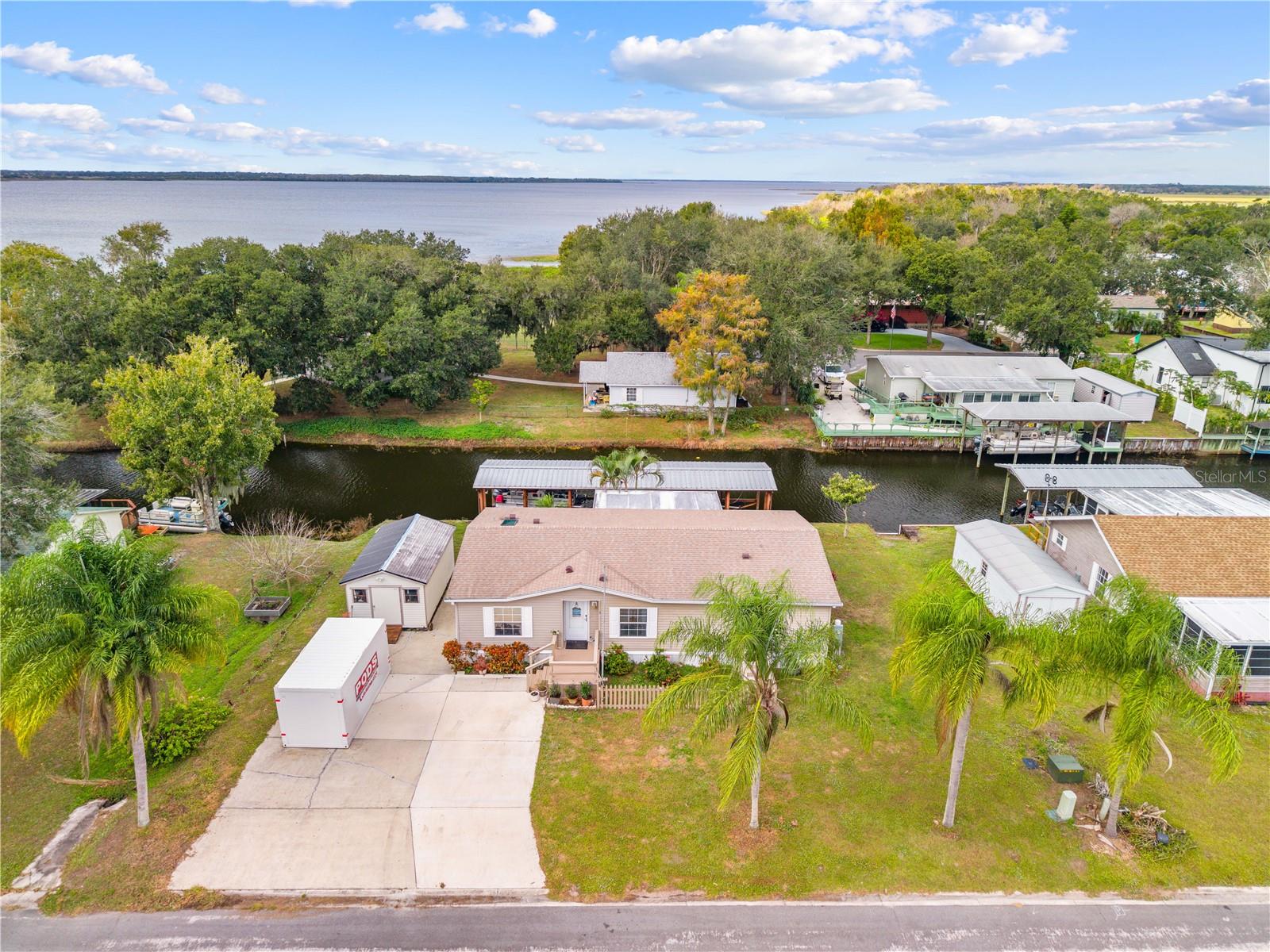 LAKE MARIAN SHORES - Residential