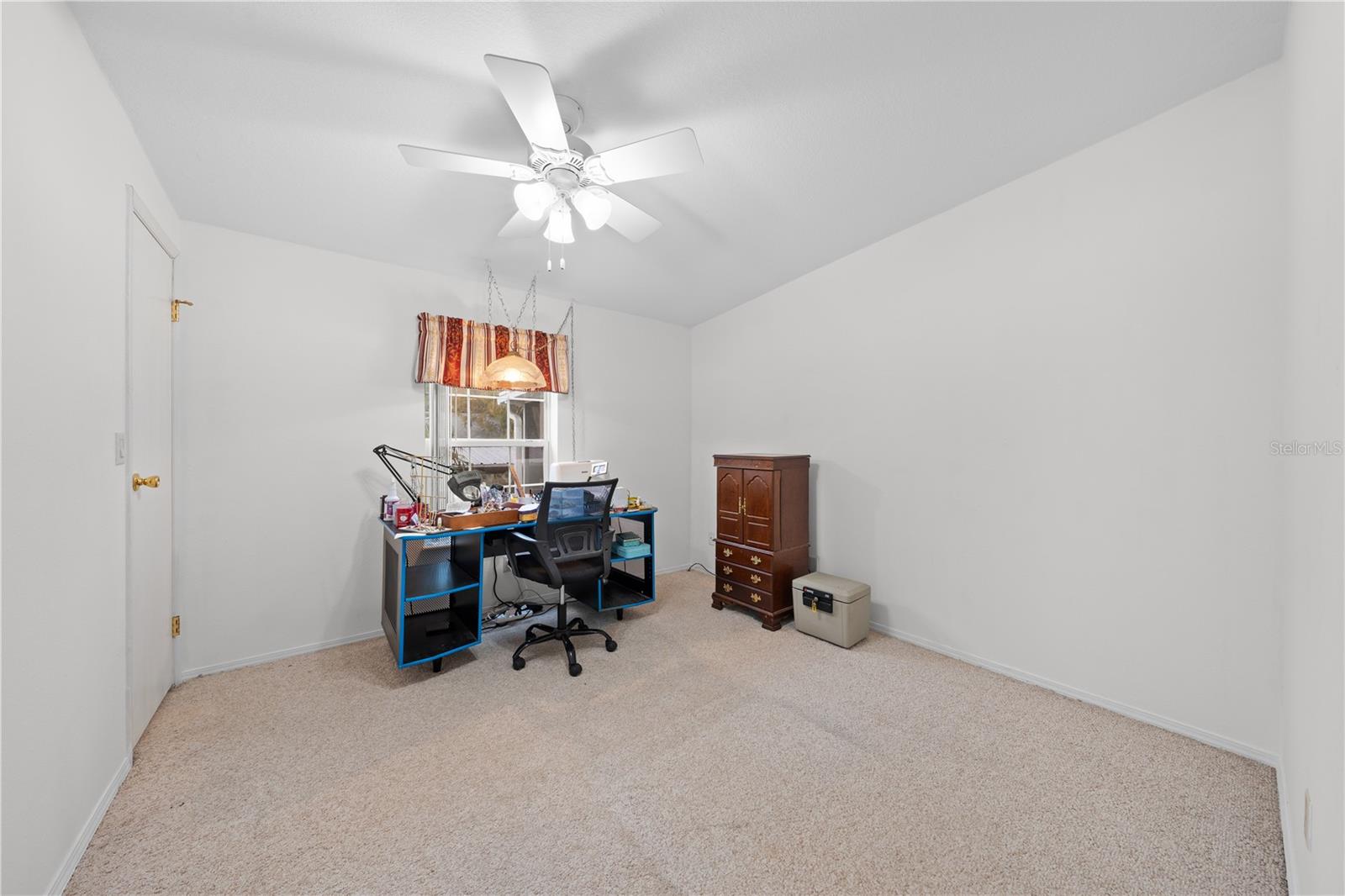 LAKE MARIAN SHORES - Residential