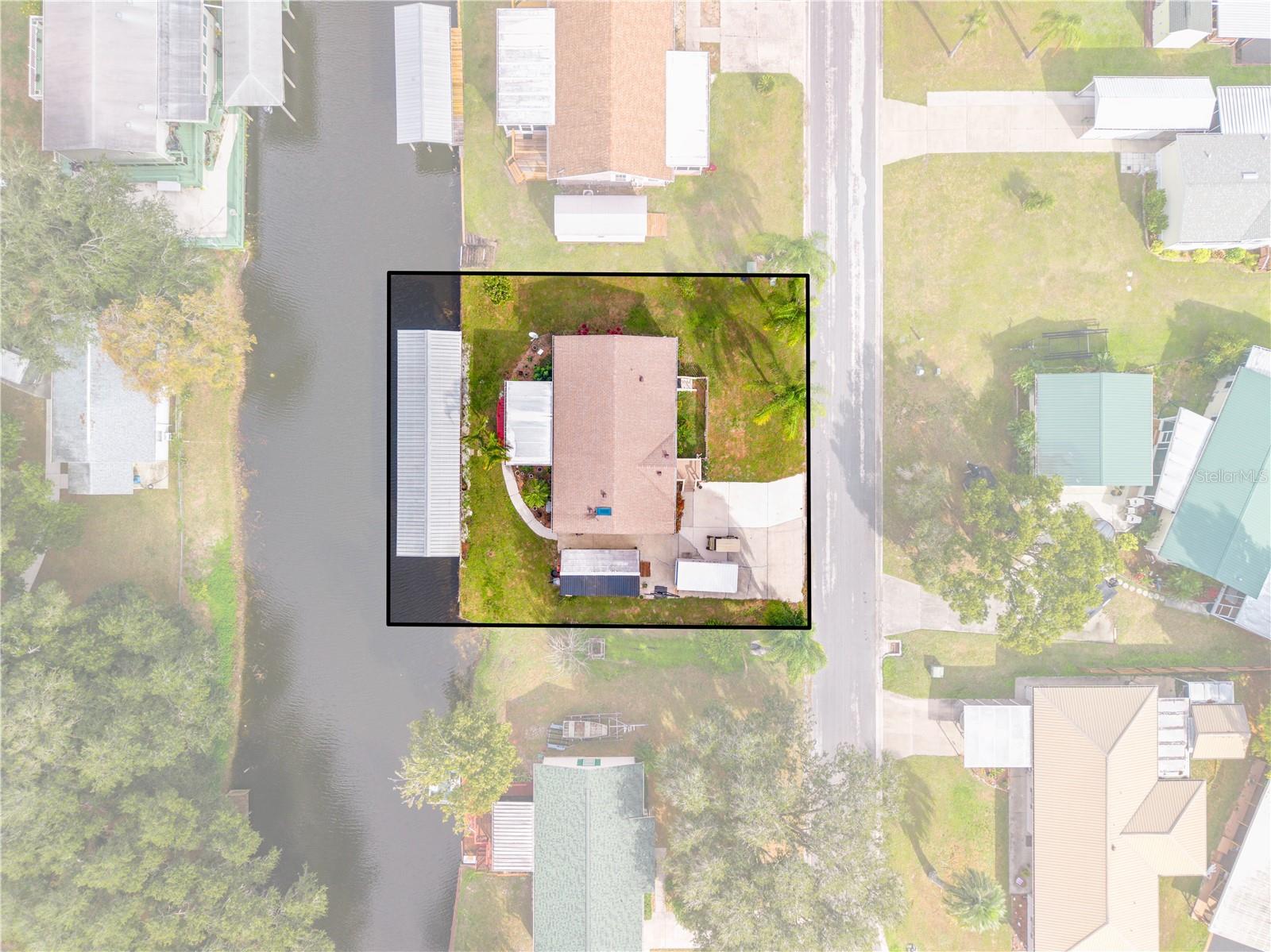 LAKE MARIAN SHORES - Residential