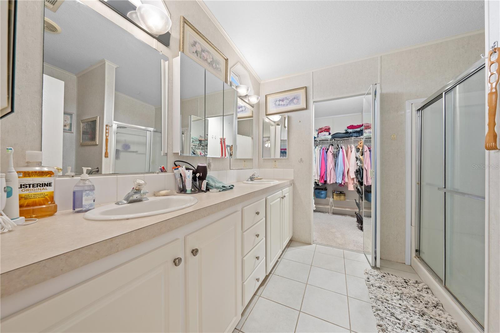 LAKE MARIAN SHORES - Residential