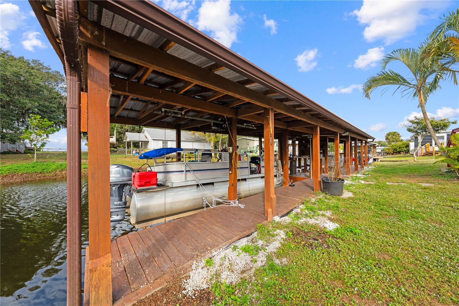 LAKE MARIAN SHORES - Residential