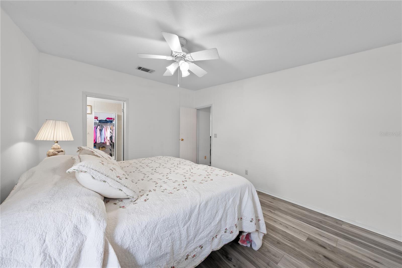 LAKE MARIAN SHORES - Residential