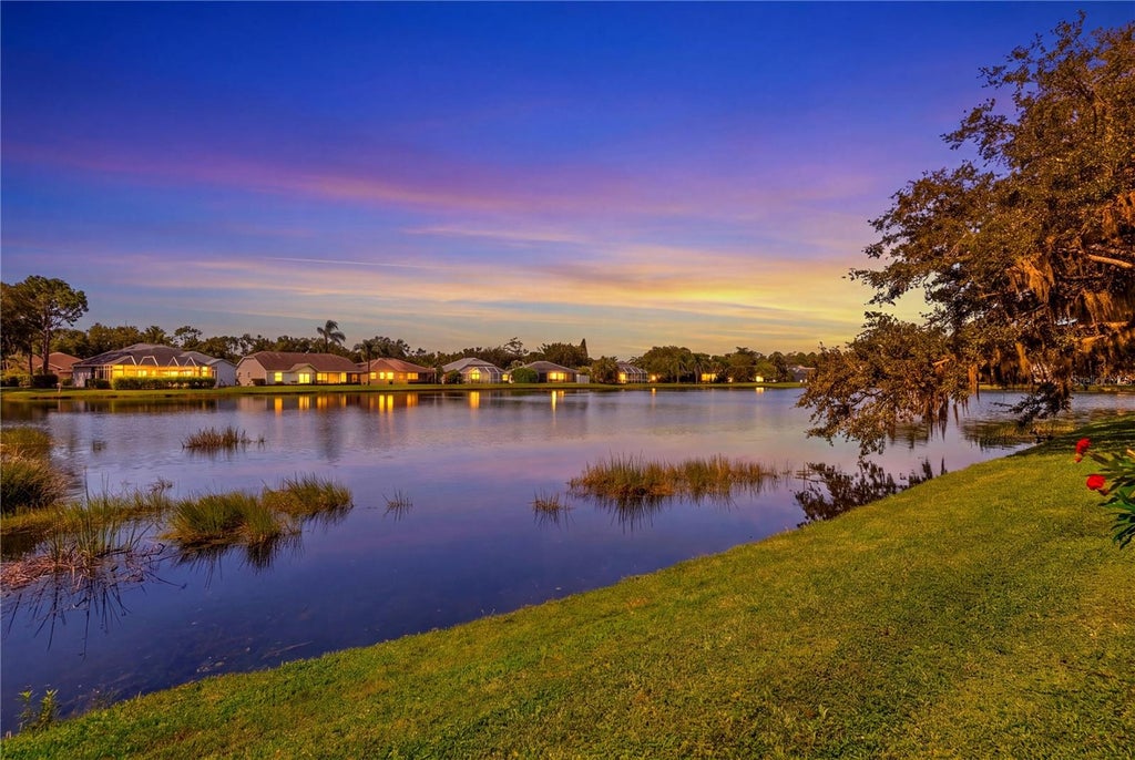 Photo of 11326 Blue Sage Place, Lakewood Ranch, FL 34202 (MLS # A4701393)