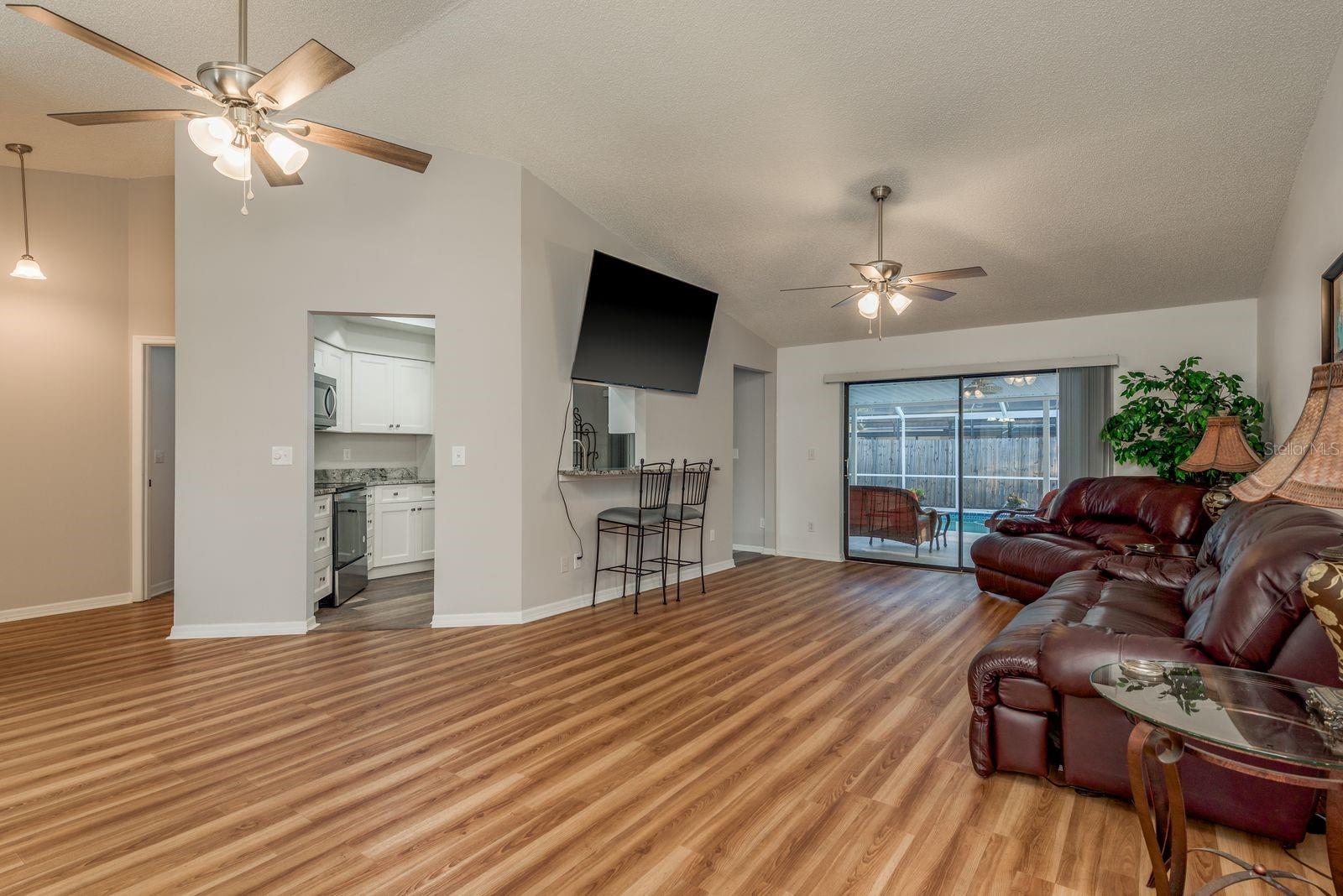 CYPRESS POINT - Residential