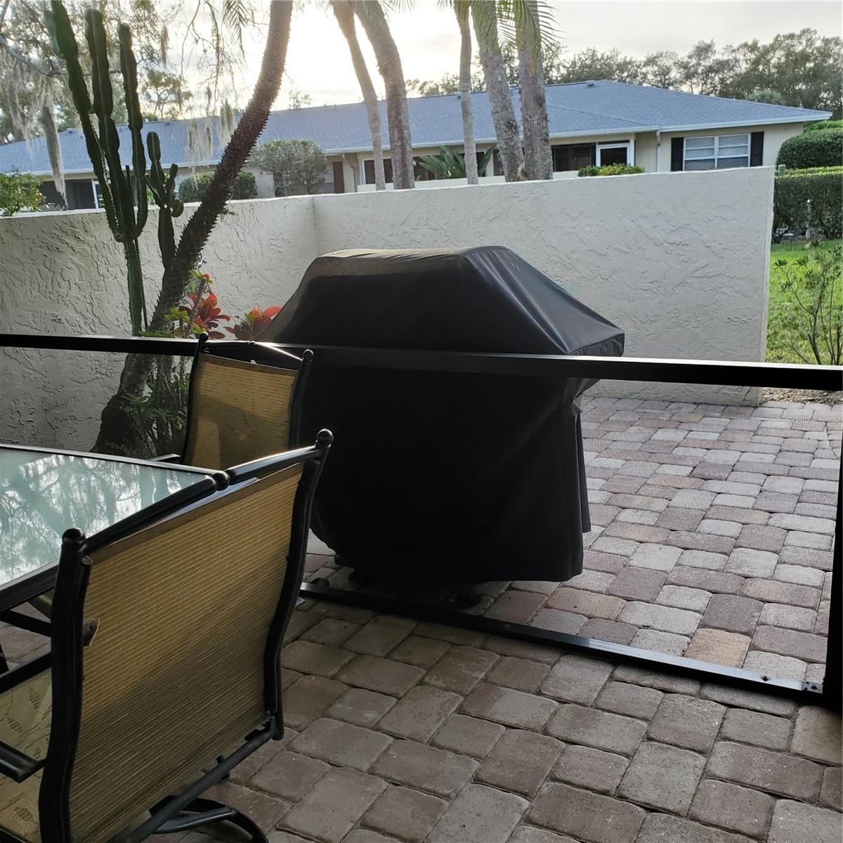 PALM AIRE AT SARASOTA NO 10B CO - Residential Lease