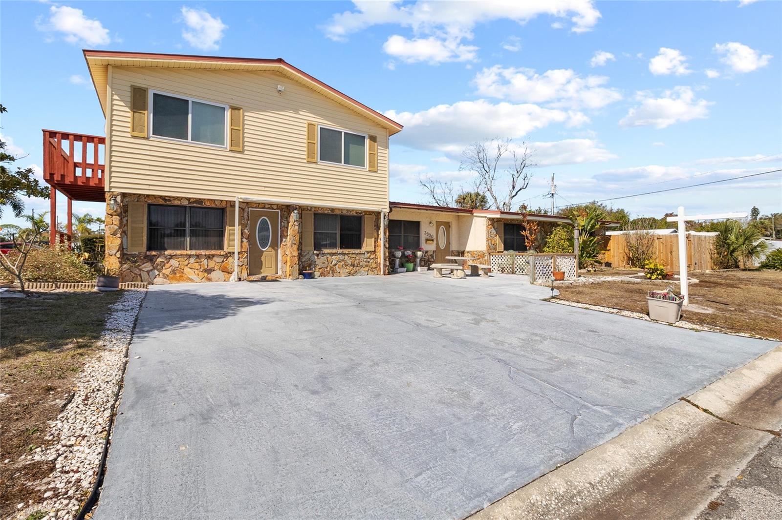 TYRONE - Residential