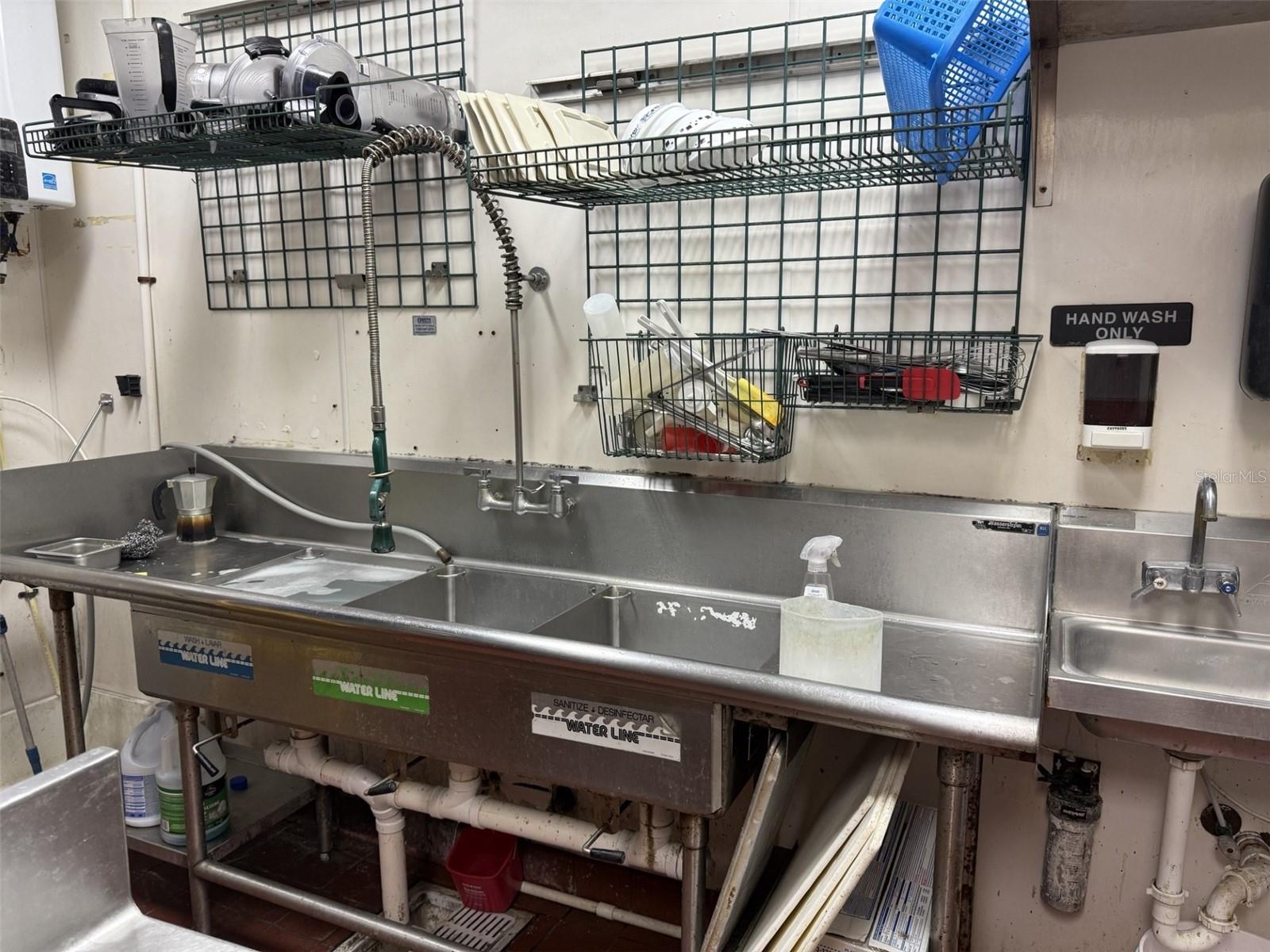 LEEVISTA CTR-436 EAST PH 01 PLA - Business Opportunity