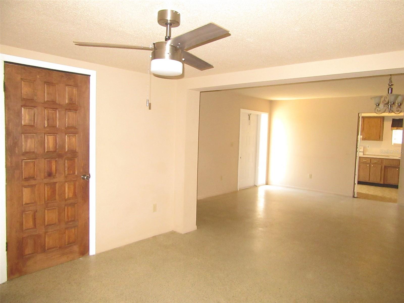 13864 TAMIAMI TRAIL