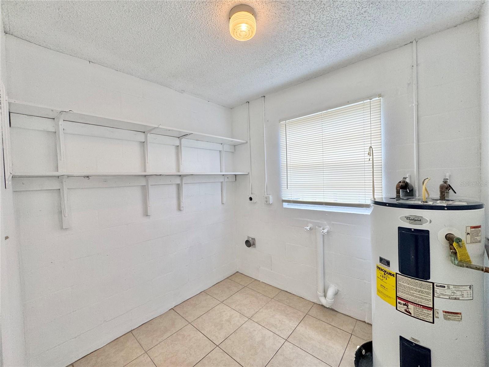 WOODLAND PARK - Residential Lease