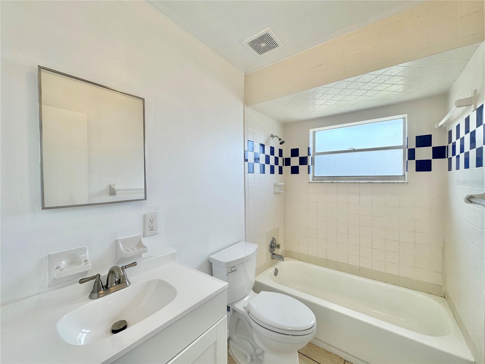 WOODLAND PARK - Residential Lease