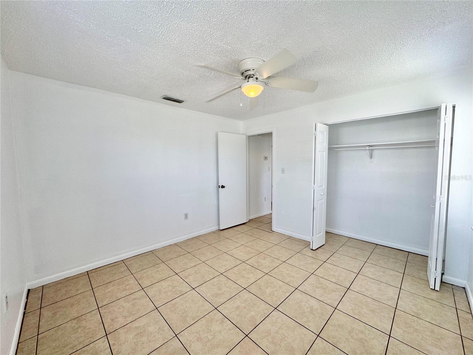 WOODLAND PARK - Residential Lease