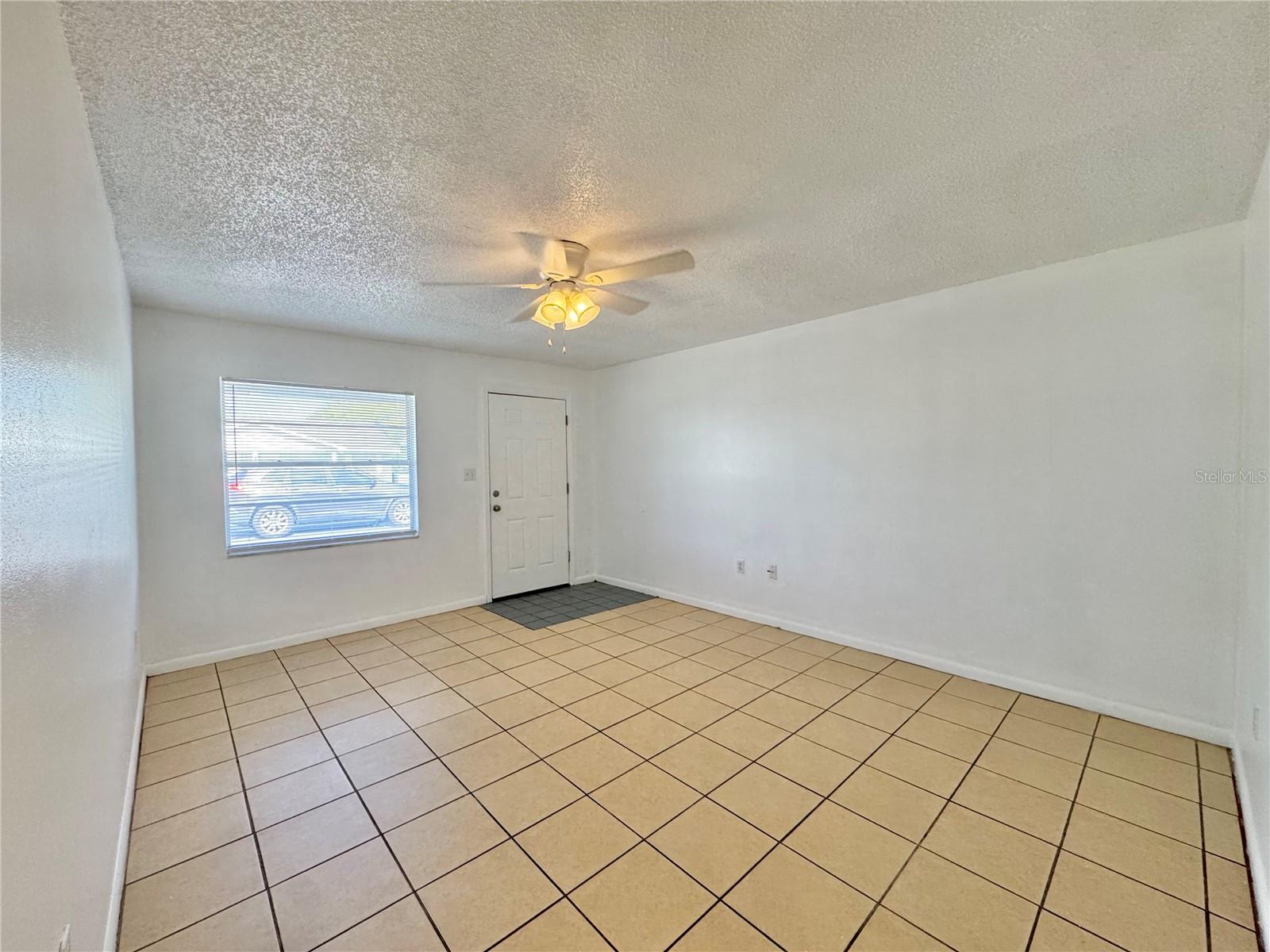 WOODLAND PARK - Residential Lease