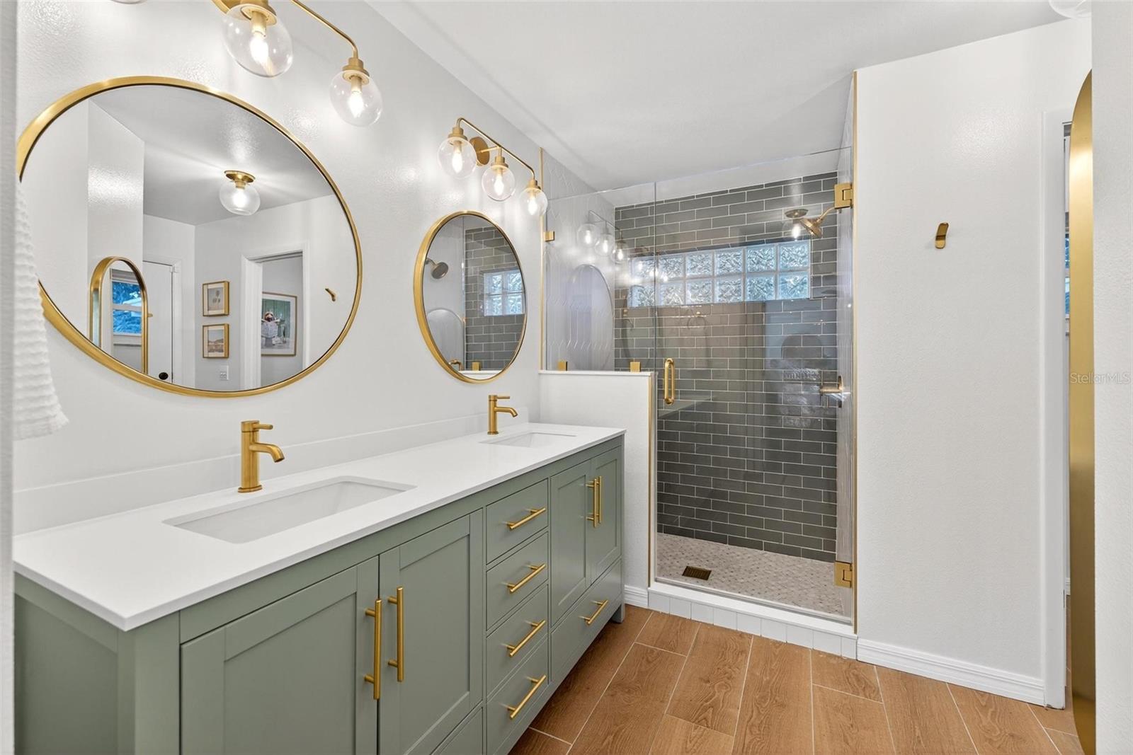 CROOKED LAKE RIDGE SUB - Residential