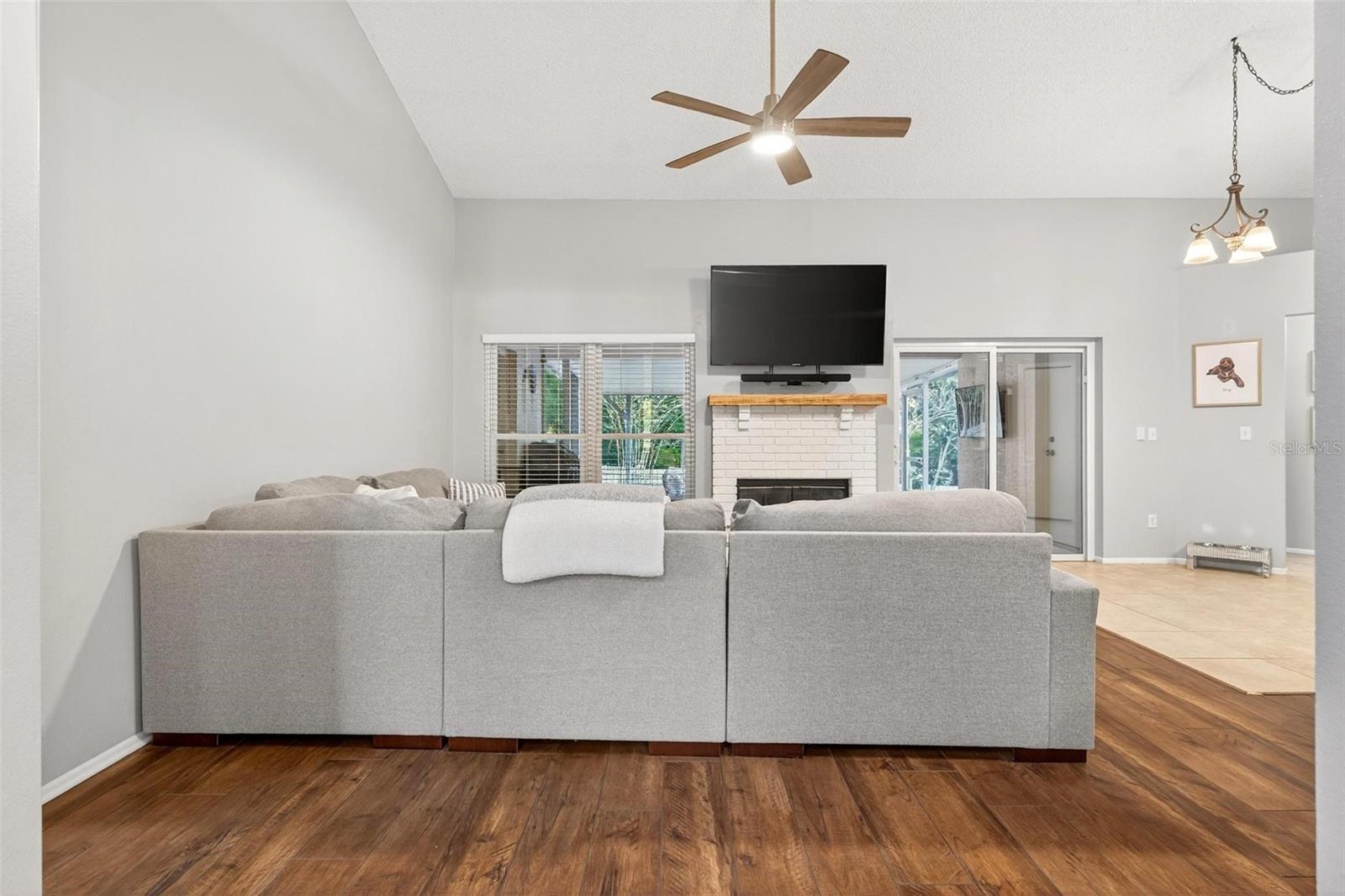 CROOKED LAKE RIDGE SUB - Residential