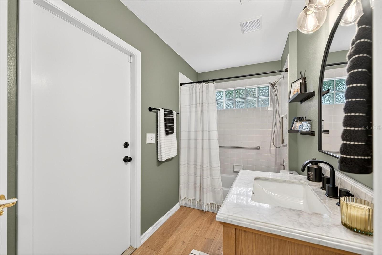 CROOKED LAKE RIDGE SUB - Residential