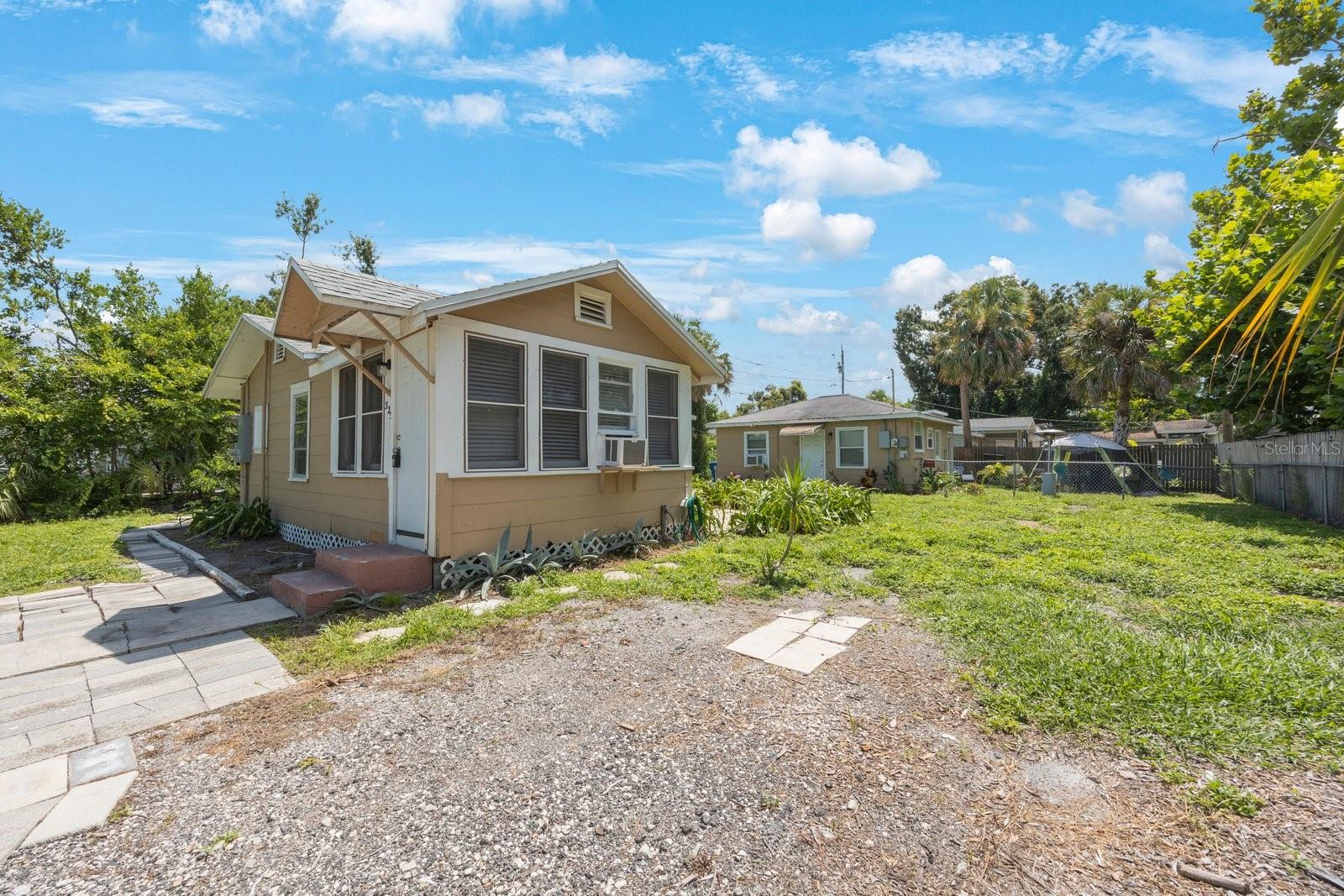 RUSSELL PARK - Residential Income