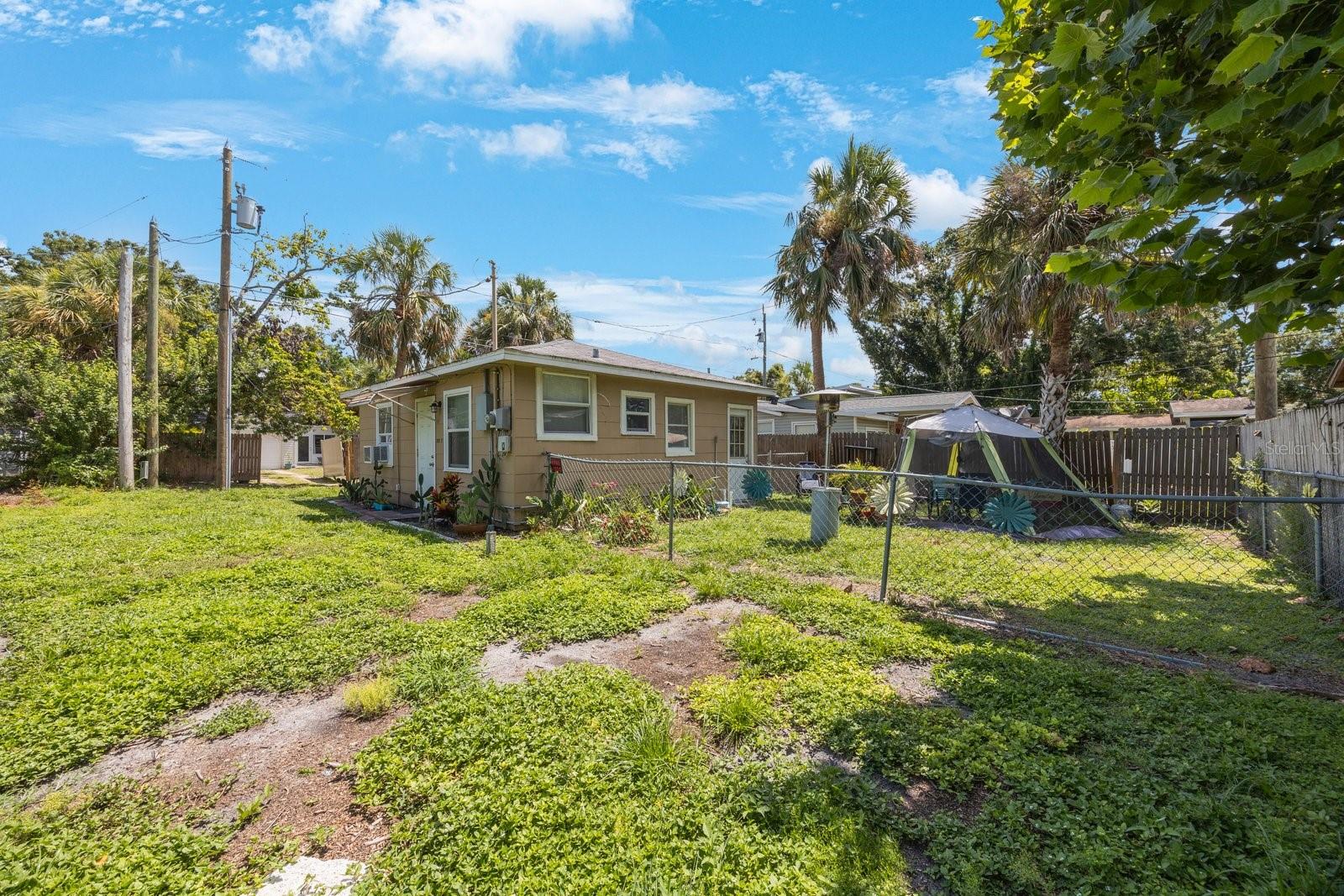 RUSSELL PARK - Residential Income