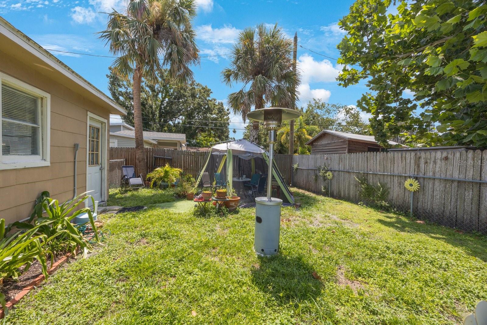 RUSSELL PARK - Residential Income