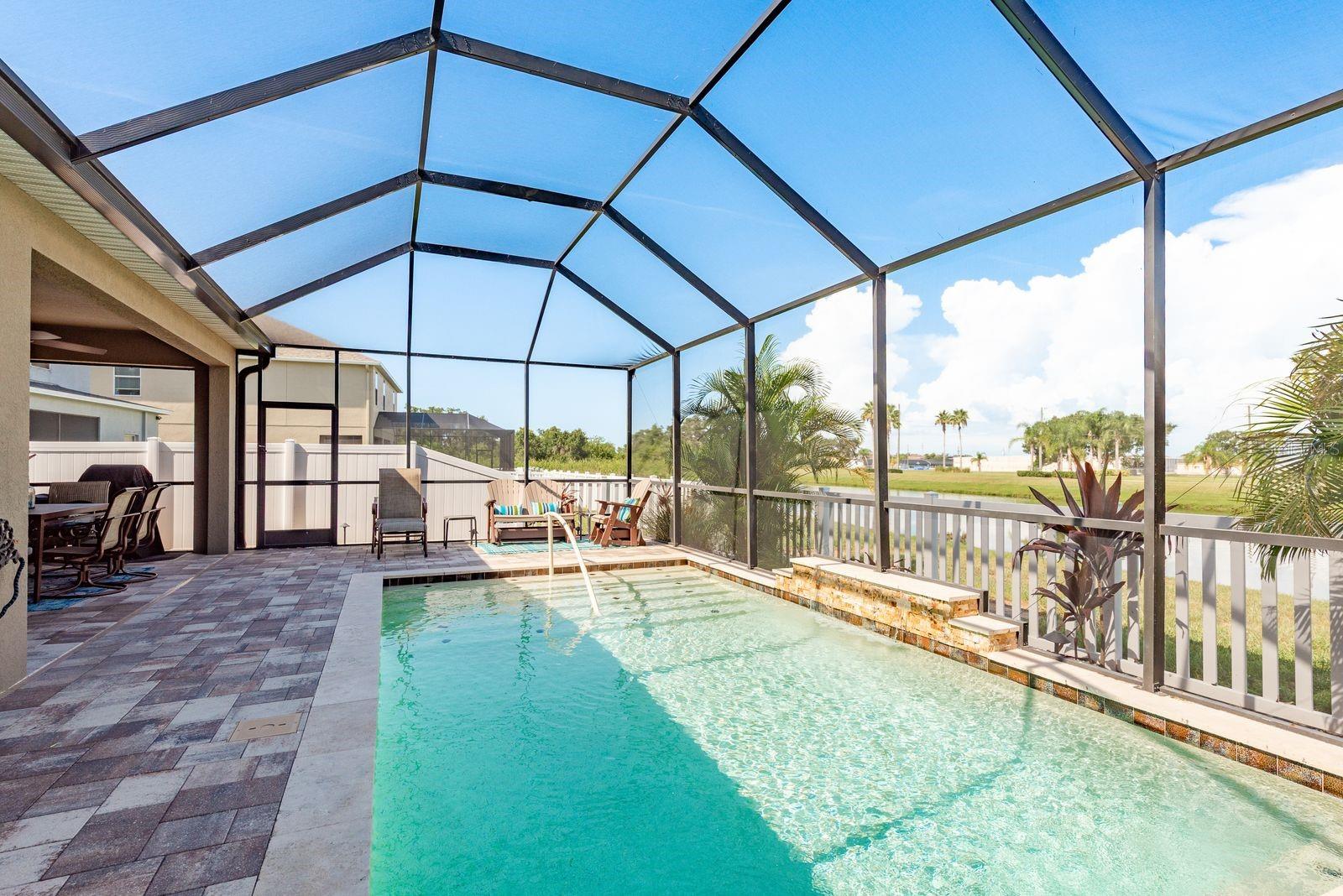 1512 LITTLE HAWK DRIVE