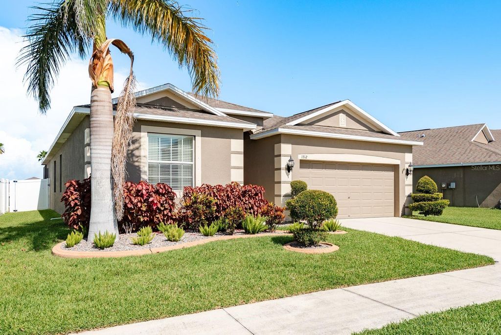 Photo of 1512 Little Hawk Drive, Ruskin, FL 33570 (MLS # TB8414894)