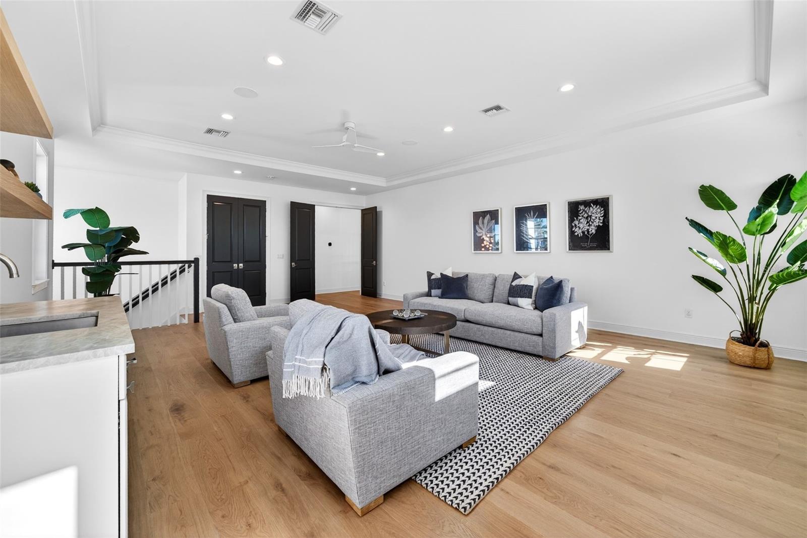 HARBOR ACRES - Residential