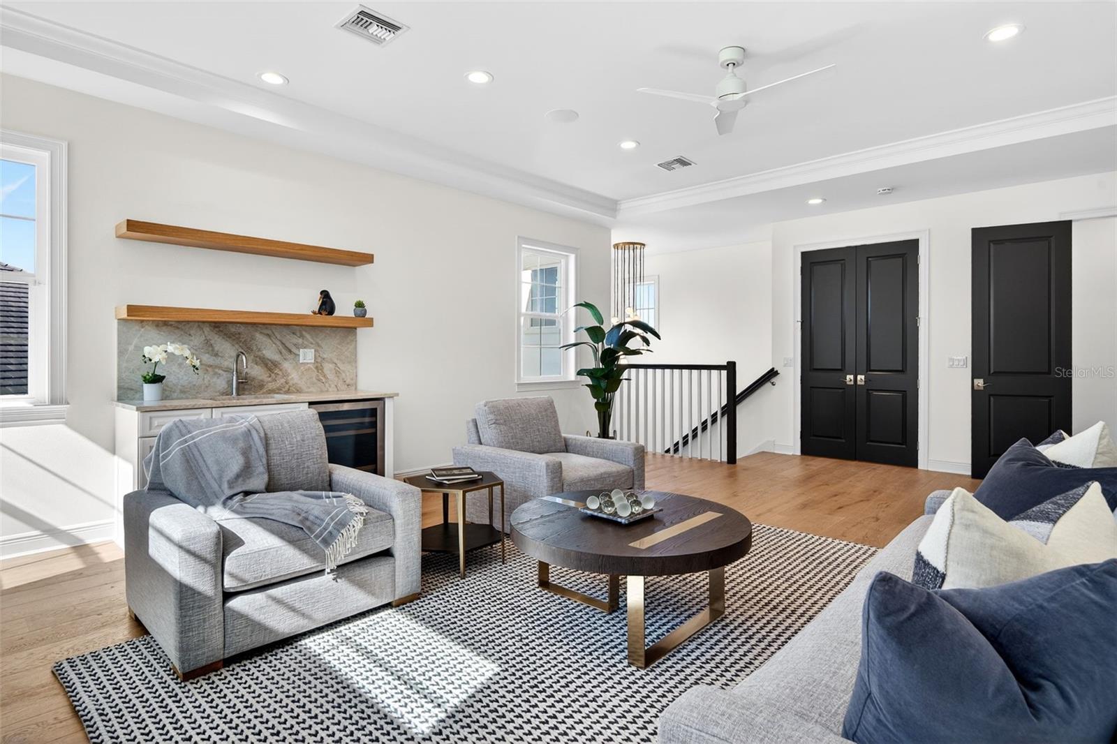 HARBOR ACRES - Residential