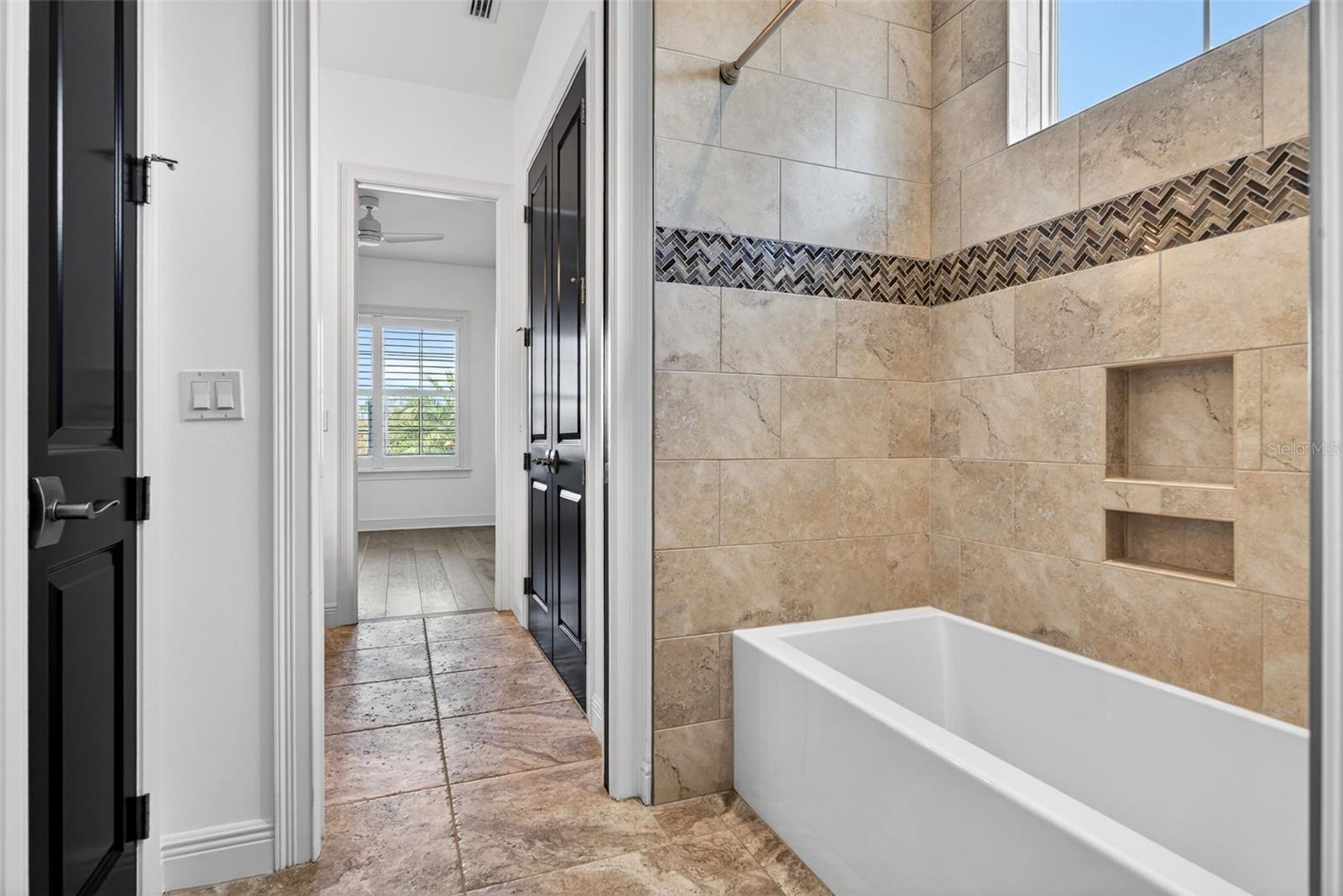 HARBOR ACRES - Residential