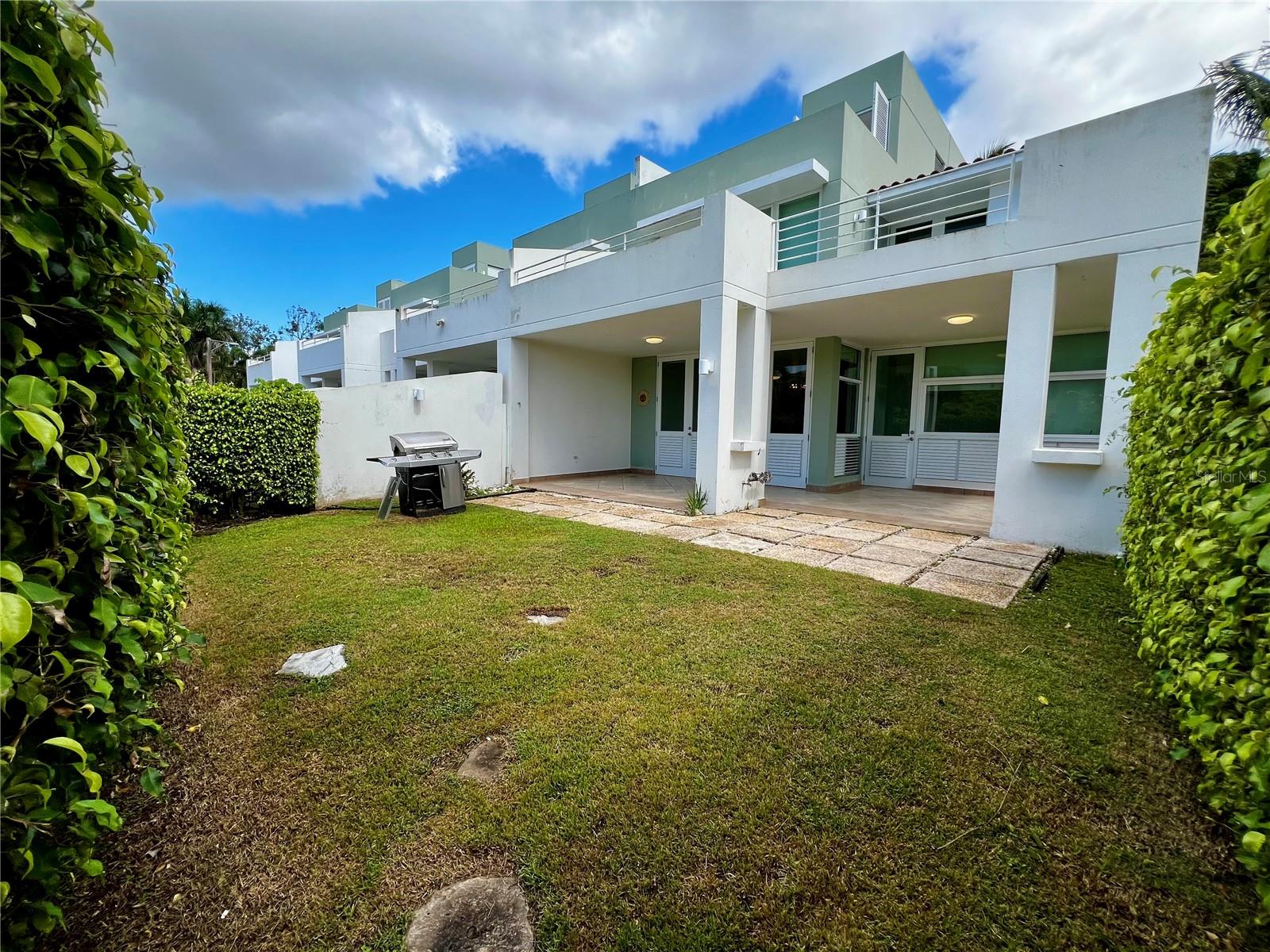 VILLAS DE GOLF AT CIUDAD JARDIN - Residential