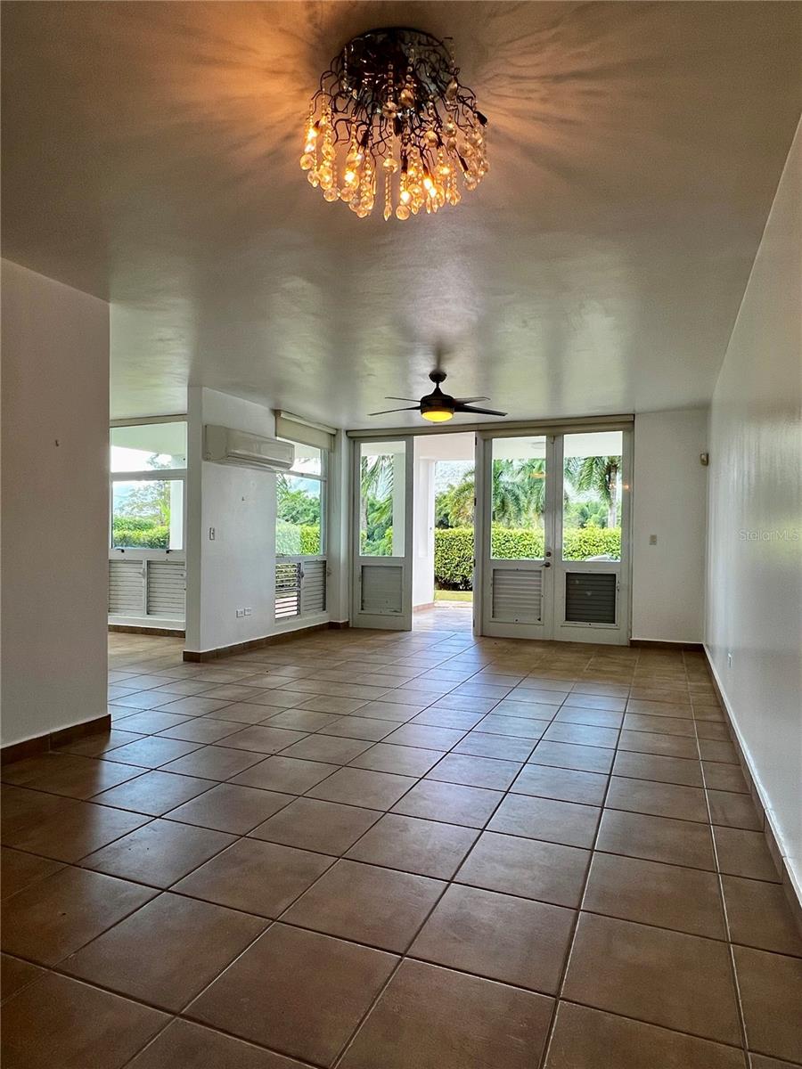 VILLAS DE GOLF AT CIUDAD JARDIN - Residential