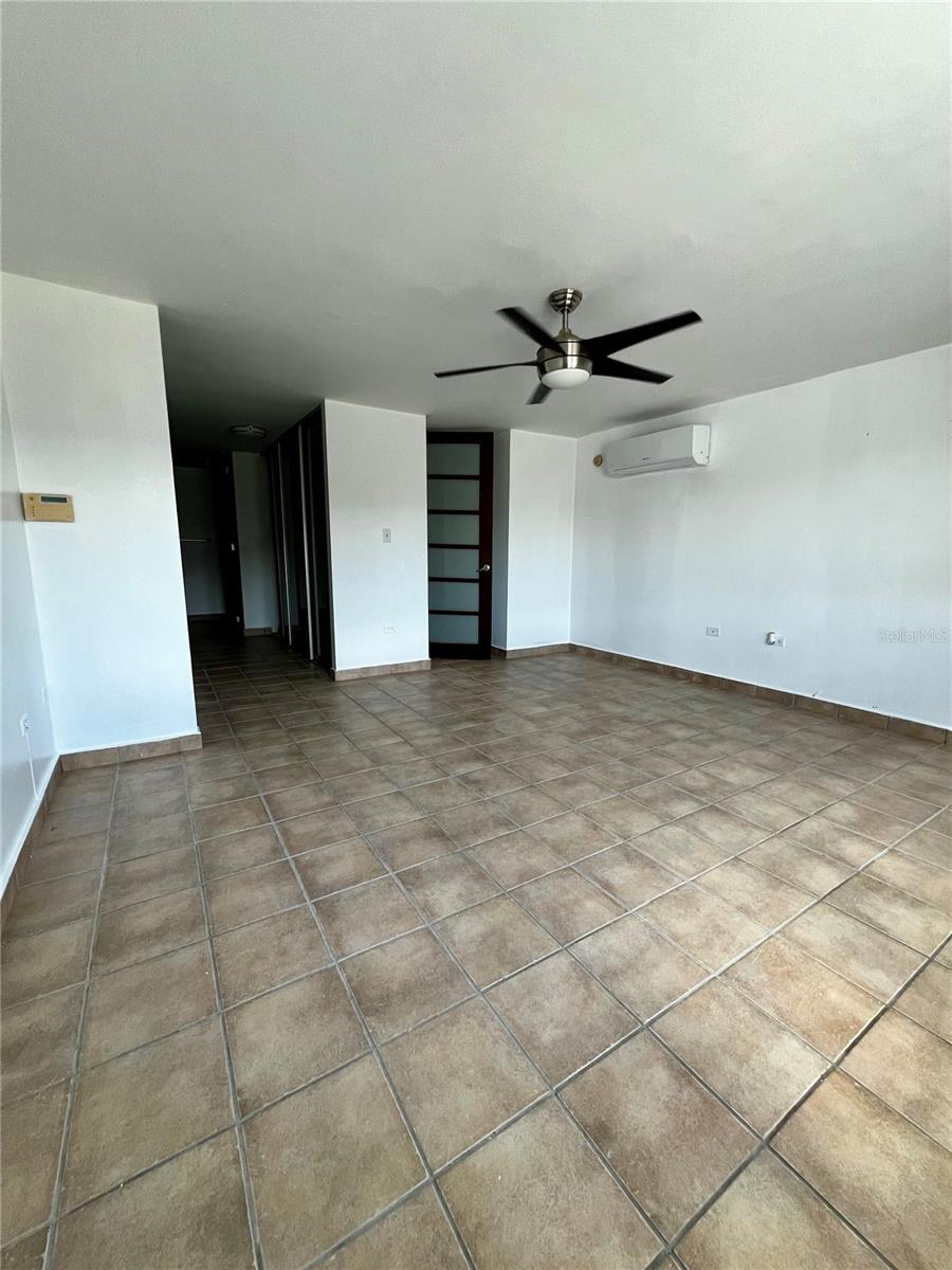 VILLAS DE GOLF AT CIUDAD JARDIN - Residential