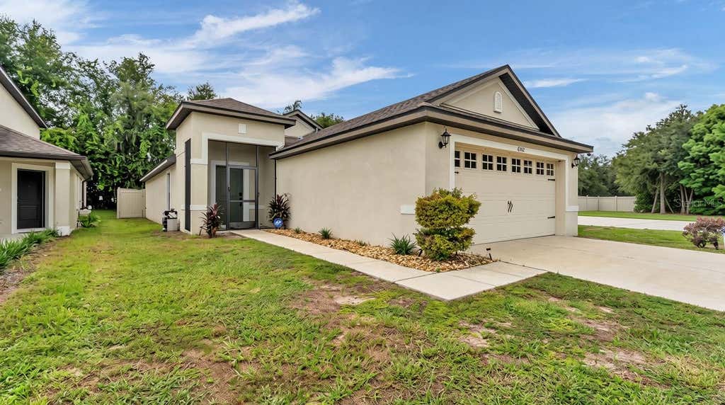Photo of 6302 Manitoba Drive, Lakeland, FL 33805 (MLS # L4963760)