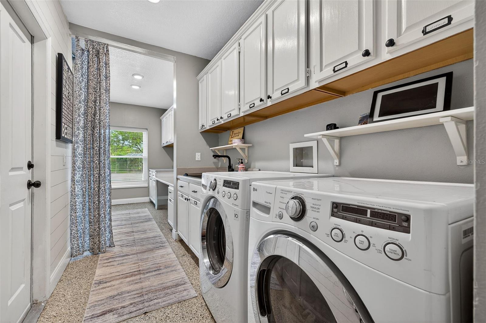 HUNTERS GREEN - Residential