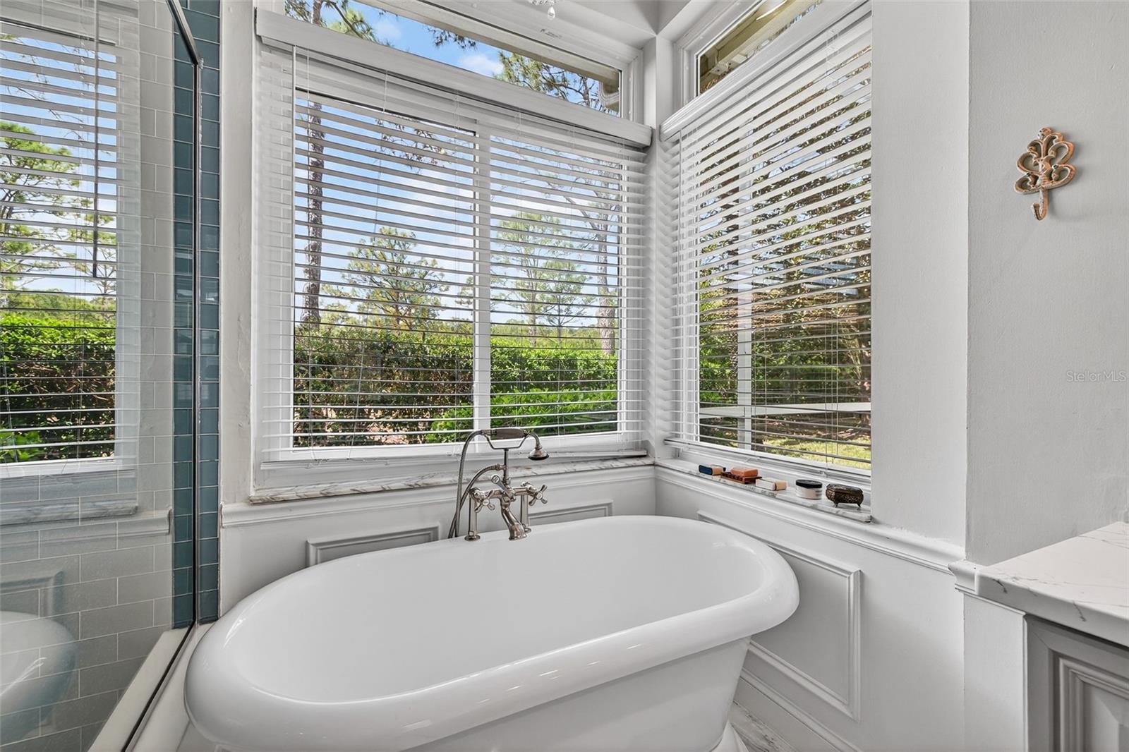 HUNTERS GREEN - Residential