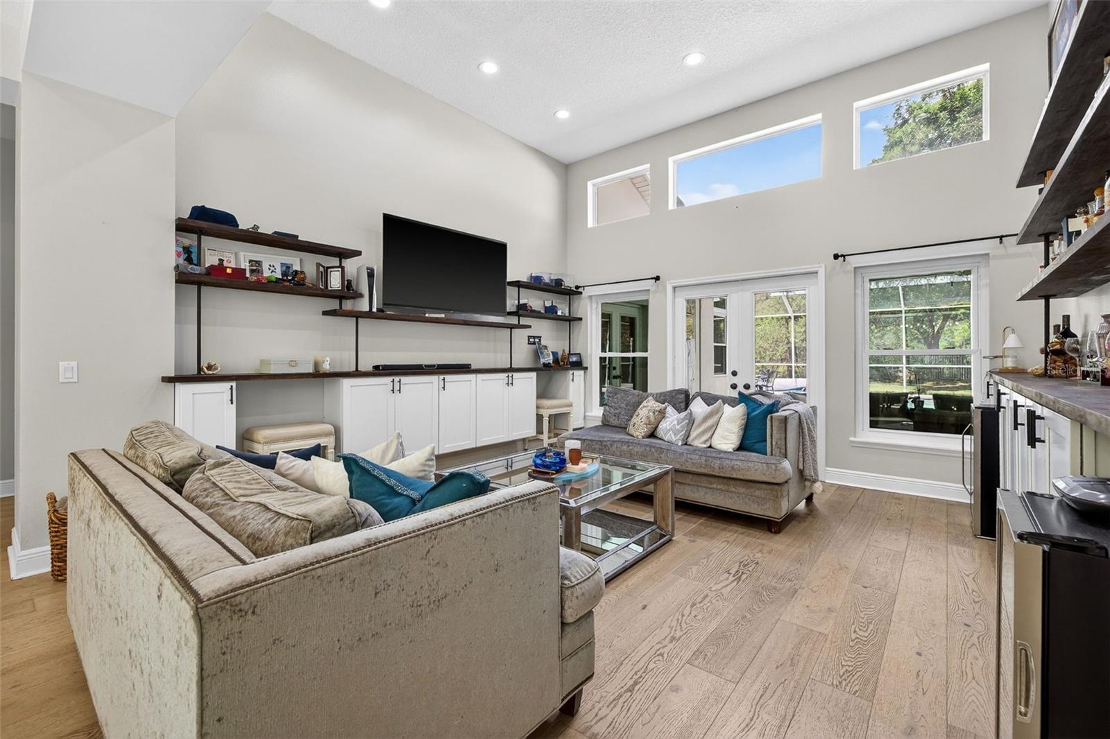 HUNTERS GREEN - Residential