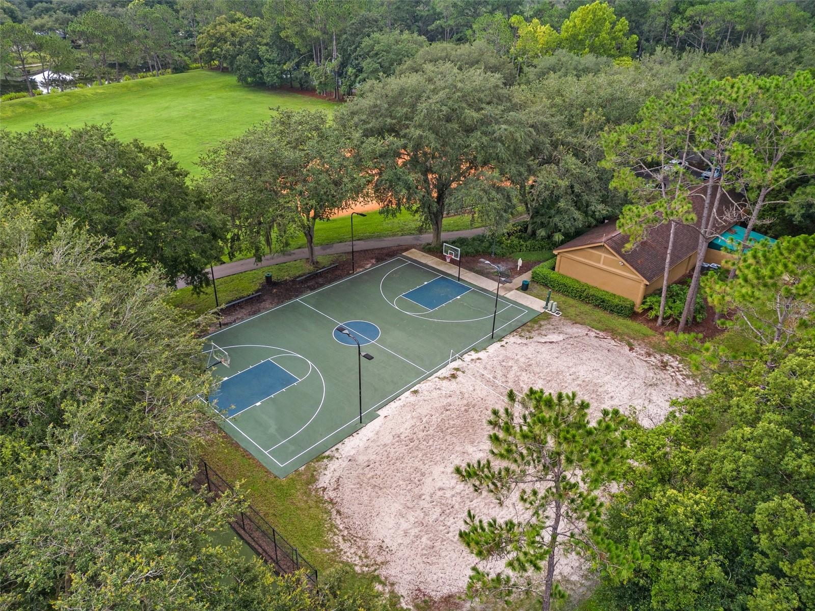 HUNTERS GREEN - Residential