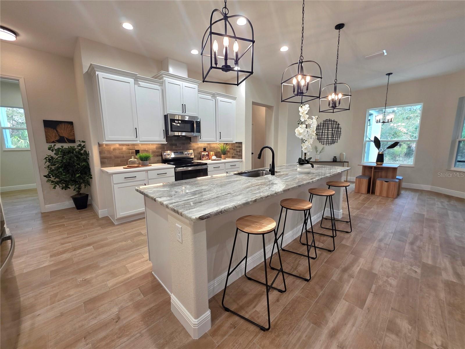 CHAMPION ESTATES - Residential