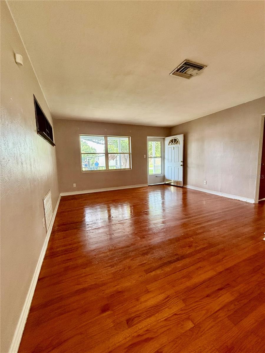 1731 BALDWIN DRIVE