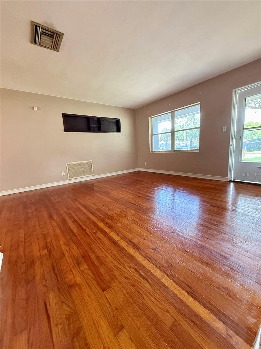 1731 BALDWIN DRIVE