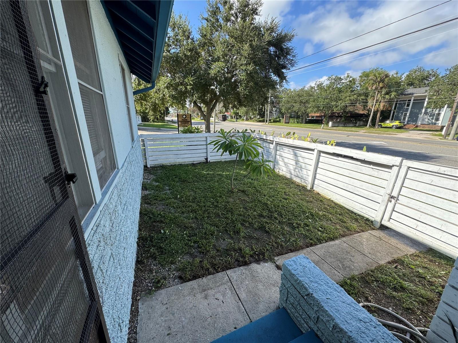 901 S RIDGEWOOD AVENUE