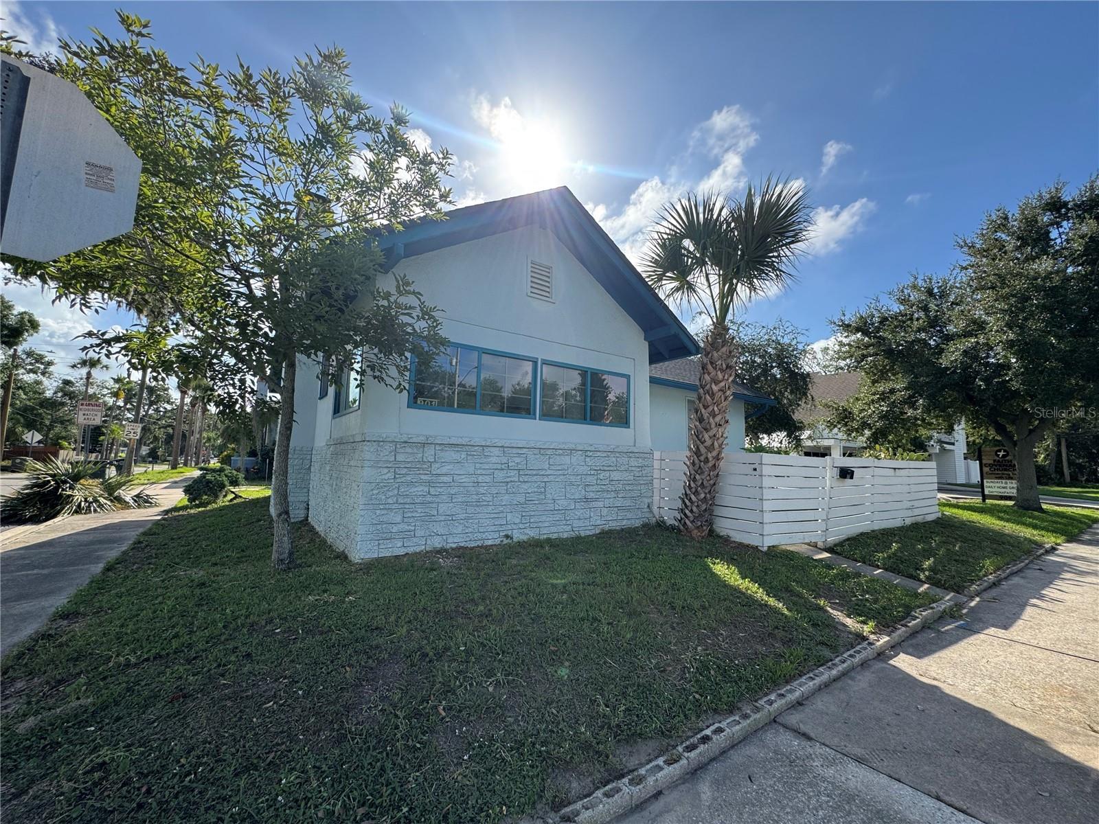 901 S RIDGEWOOD AVENUE